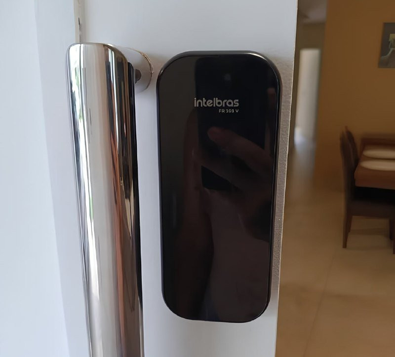 Fechadura Digital De Sobrepor Fr 101 V Intelbras