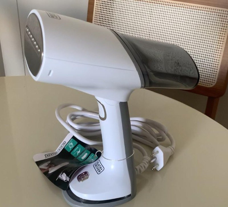 Vaporizador Ferro de Passar Roupa Compacto e Portátil BLACK+DECKER