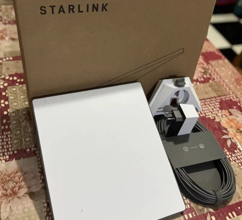 Antena de Internet via Satélite Starlink Mini