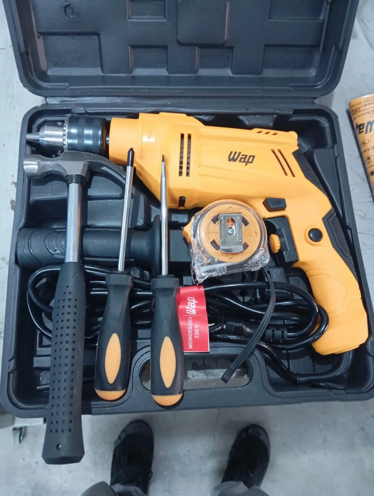 Parafusadeira Furadeira de Impacto 700W Wap