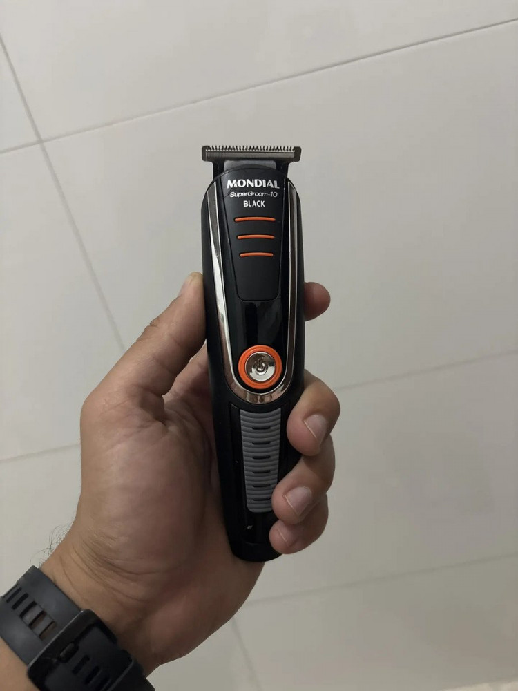 Aparador de Pelos Super Groom 10 Mondial