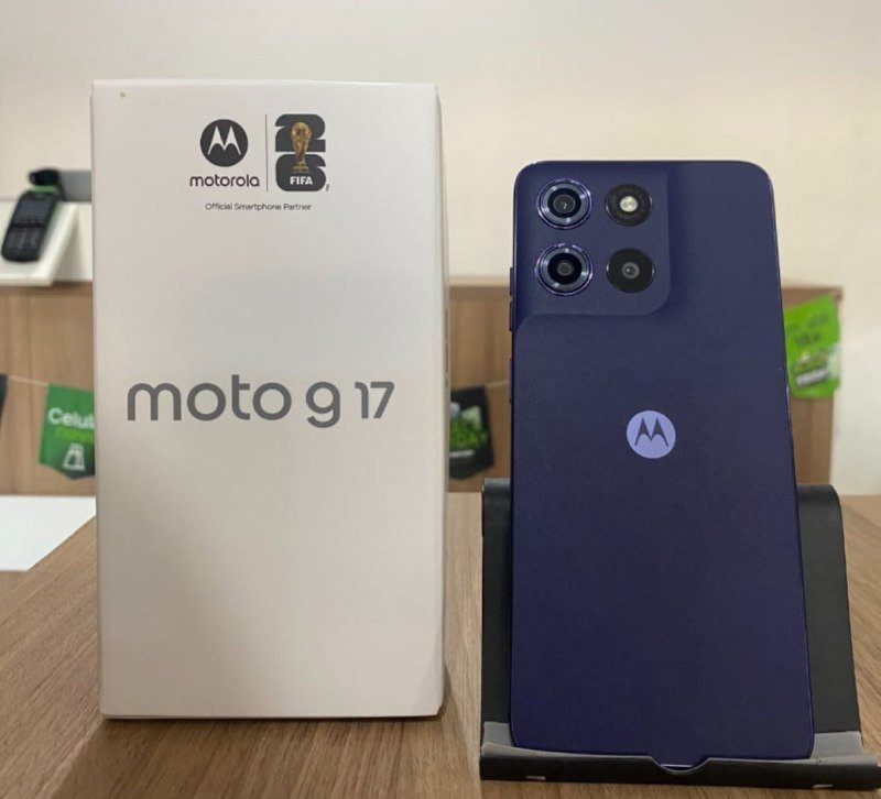 Motorola Moto g17 4G 256GB 4GB RAM + 8GB RAM Boost 5200 mAh