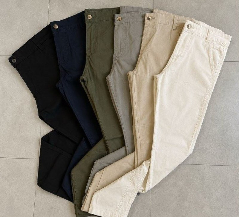 Calça Sarja Skinny com Bolsos