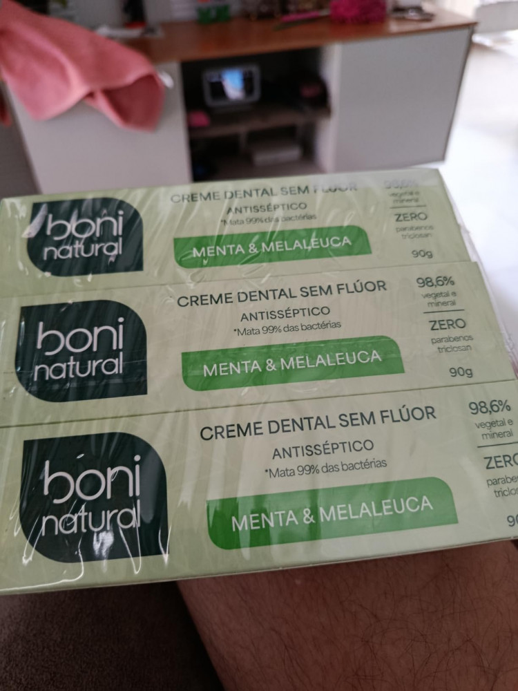 Boni Natural Creme Dental Vegano com Menta e Melaleuca