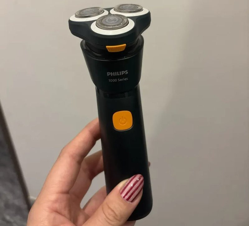 Barbeador Elétrico Philips Shaver Série 1000