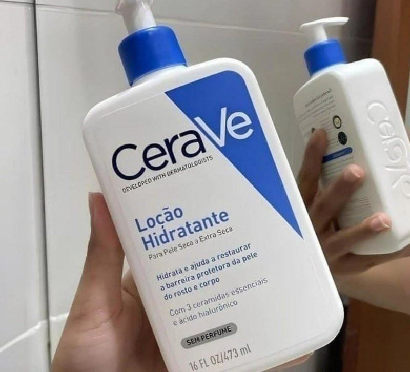 Loção Hidratante Corporal com Ceramidas Essenciais e Ácido Hialurônico, CeraVe 473ml