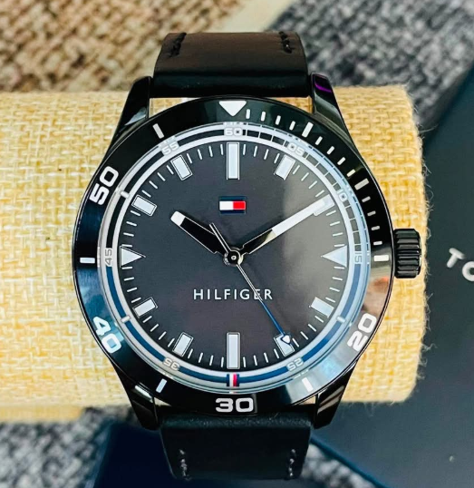 Relógio Tommy Hilfiger Toc Masculino Couro Preto