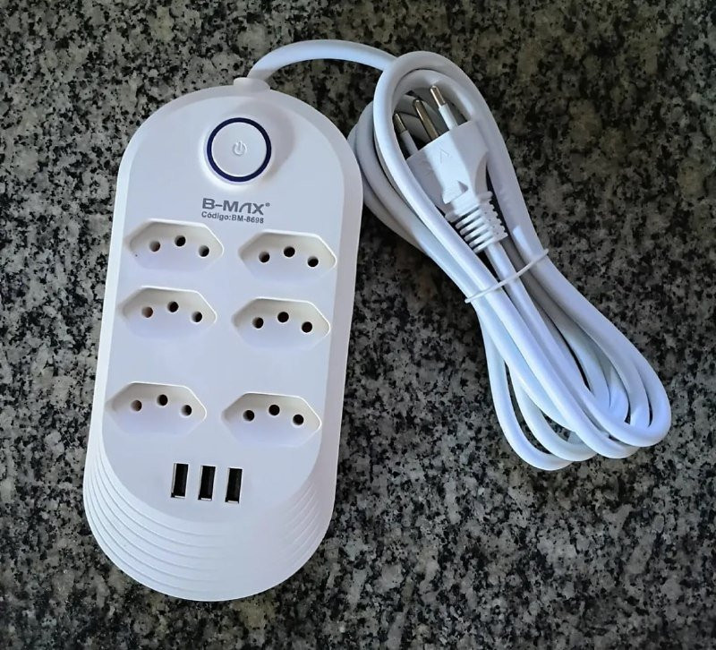 Filtro de Linha Betahome c/ 6 Tomadas e 3 USB p/ 2500W