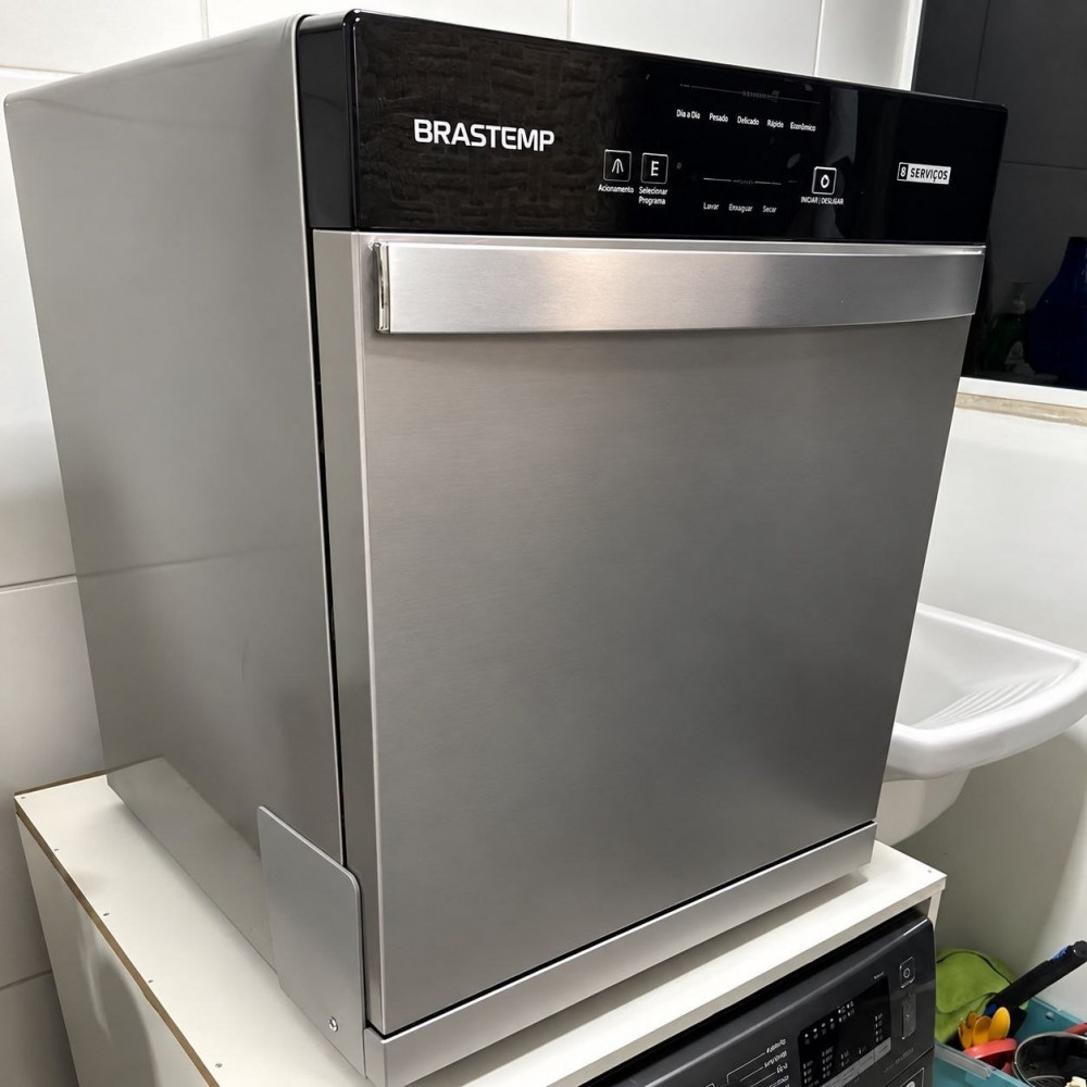Lava-Louças Brastemp 8 serviços inox