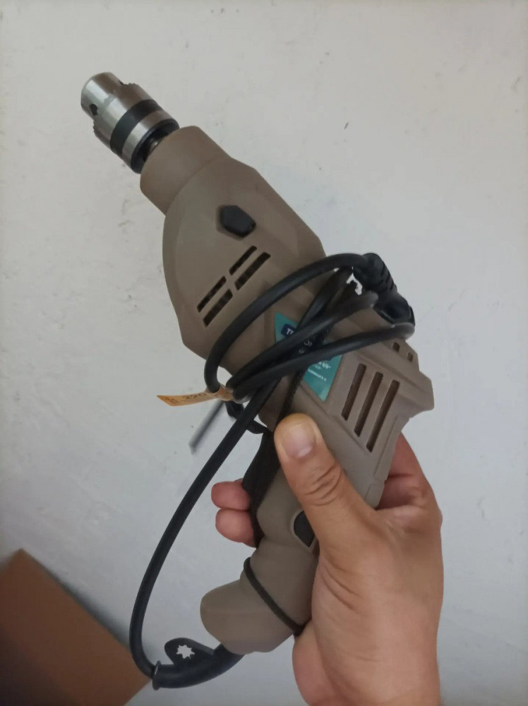 Furadeira de Impacto 500 W 3/8 Tramontina
