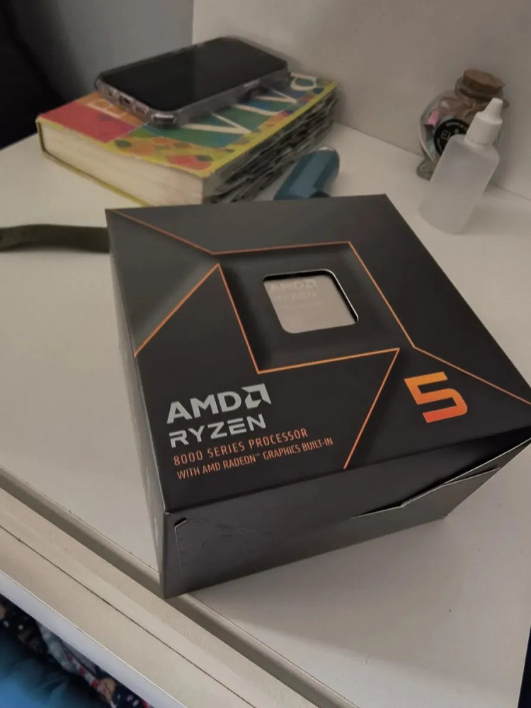 AMD Ryzen 5 8500G 5.0 GHz 6-Core 12 Threads