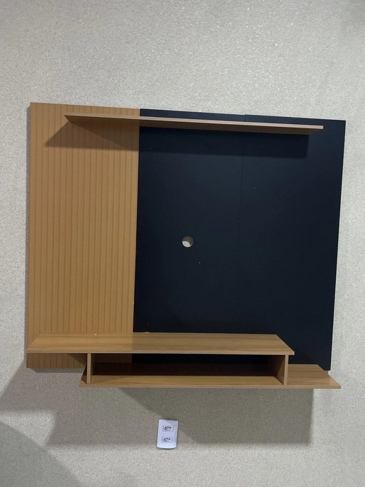 Estante Para TV 55 com Painel e Nicho Bege