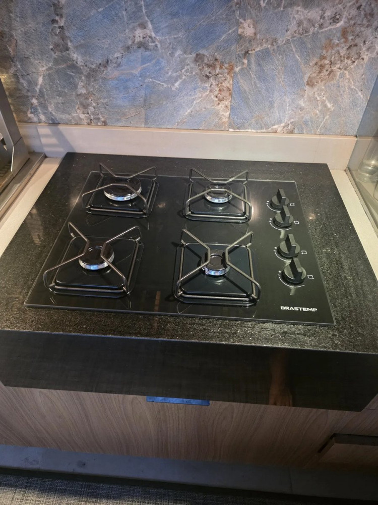 Cooktop Brastemp a Gás 4 Bocas com Grades