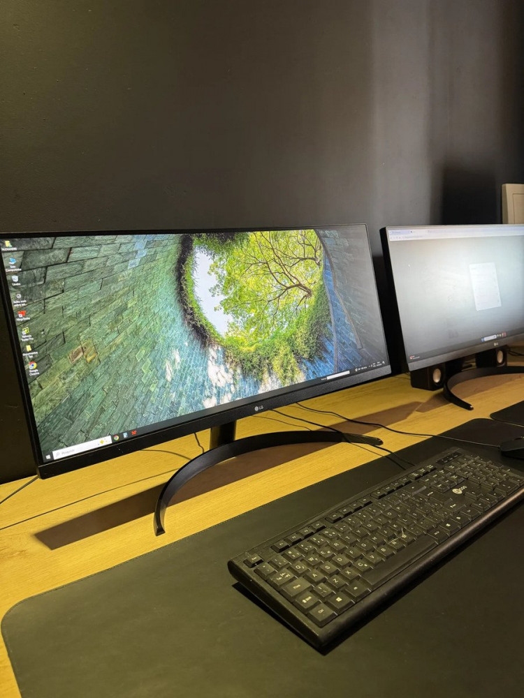 LG UltraWide 29 IPS 21:9 Preto 29WQ500B